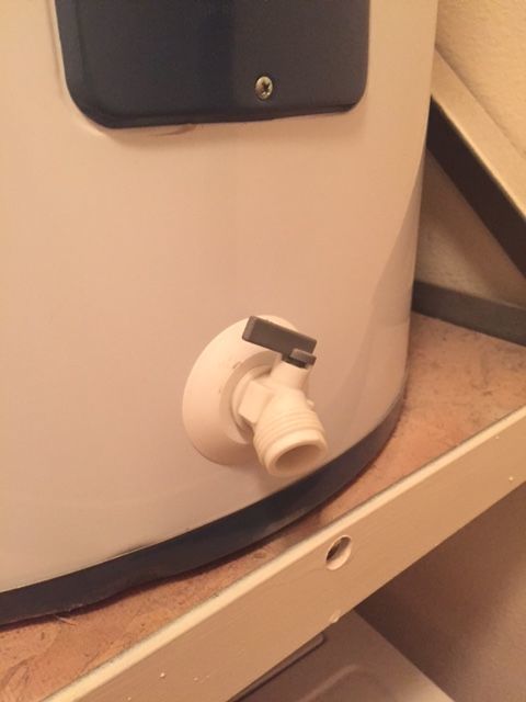 drain valve on water heater